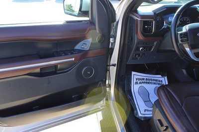 2022 Ford Expedition, $47995. Photo 10