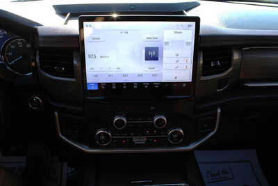 2022 Ford Expedition, $47995. Photo 12