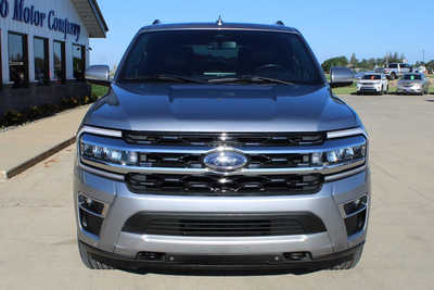 2022 Ford Expedition, $47995. Photo 3