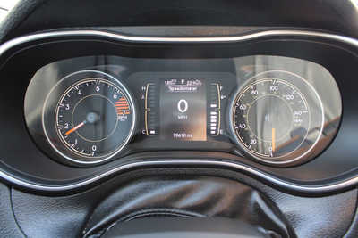 2020 Jeep Cherokee, $17995. Photo 11