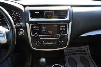 2017 Nissan Altima, $16995. Photo 12