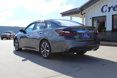 2017 Nissan Altima, $16995. Photo 7