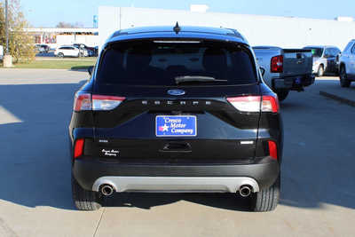 2020 Ford Escape, $17995. Photo 6
