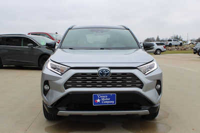 2020 Toyota RAV4, $29995. Photo 2