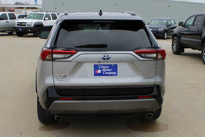 2020 Toyota RAV4, $29995. Photo 6
