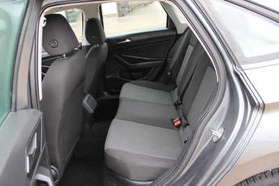 2021 Volkswagen Jetta, $14995. Photo 12