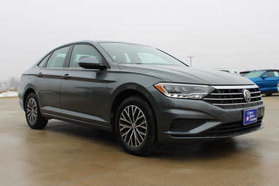 2021 Volkswagen Jetta, $14995. Photo 3