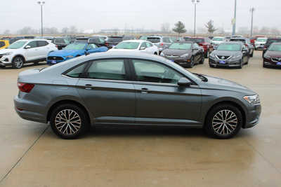 2021 Volkswagen Jetta, $14995. Photo 4