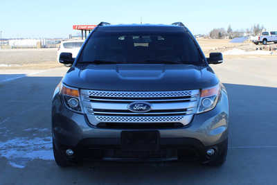 2013 Ford Explorer, $5995. Photo 2