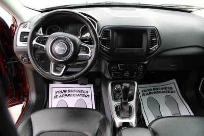 2021 Jeep Compass, $18995. Photo 11