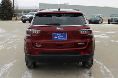 2021 Jeep Compass, $18995. Photo 6