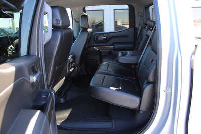 2020 Chevrolet 1500 Crew Cab, $34995. Photo 11