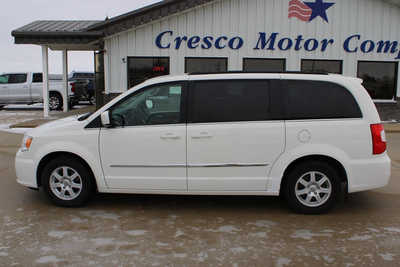 2013 Chrysler Town & Country, $3995. Photo 8