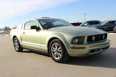 2005 Ford Mustang, $5995. Photo 3