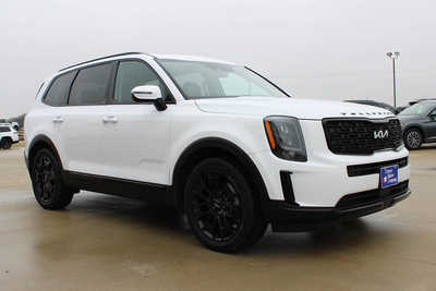2022 Kia Telluride, $38995. Photo 3