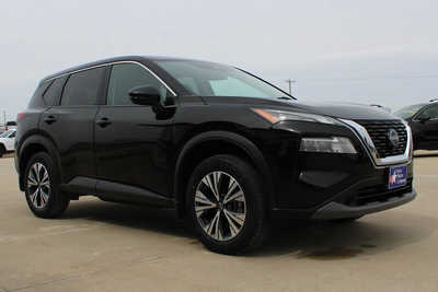2022 Nissan Rogue, $23995. Photo 3