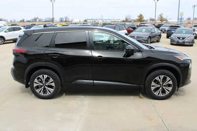 2022 Nissan Rogue, $23995. Photo 4