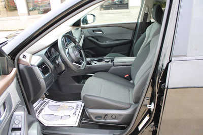 2022 Nissan Rogue, $23995. Photo 9