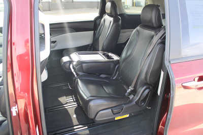 2022 Kia Carnival, $28995. Photo 10