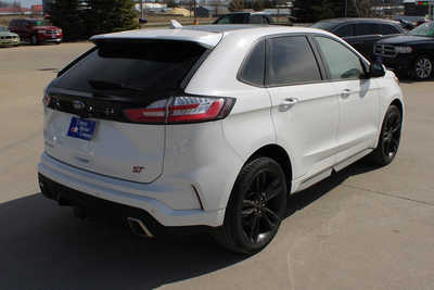 2020 Ford Edge, $24995. Photo 5