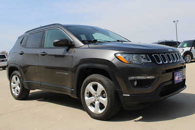 2018 Jeep Compass, $16995. Photo 3
