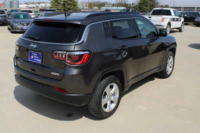 2018 Jeep Compass, $16995. Photo 5