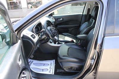 2018 Jeep Compass, $16995. Photo 9