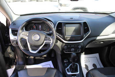 2016 Jeep Cherokee, $17995. Photo 11
