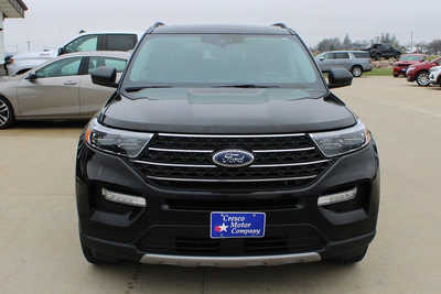 2023 Ford Explorer, $32995. Photo 2