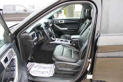2023 Ford Explorer, $32995. Photo 9