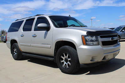 2007 Chevrolet Suburban, $7995. Photo 3