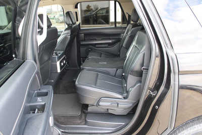 2023 Ford Expedition Max, $39995. Photo 10