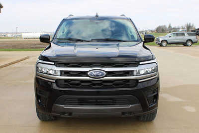 2023 Ford Expedition Max, $39995. Photo 2
