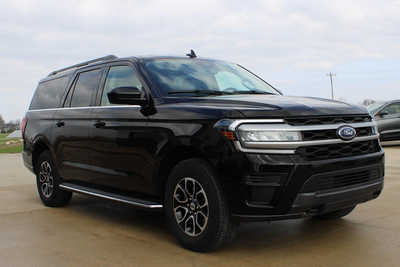 2023 Ford Expedition Max, $39995. Photo 3