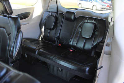 2022 Chrysler Pacifica, $24995. Photo 11