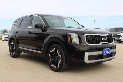 2023 Kia Telluride, $39995. Photo 3