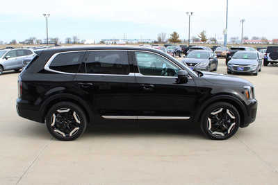 2023 Kia Telluride, $39995. Photo 4