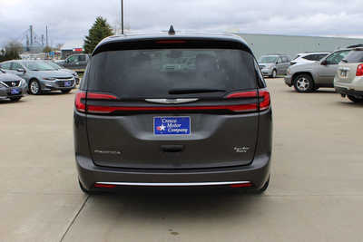 2023 Chrysler Pacifica, $25995. Photo 6