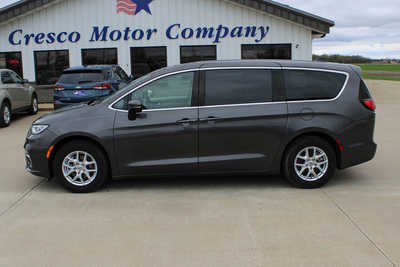 2023 Chrysler Pacifica, $25995. Photo 8