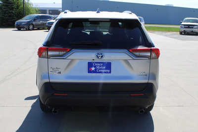 2020 Toyota RAV4, $27995. Photo 6