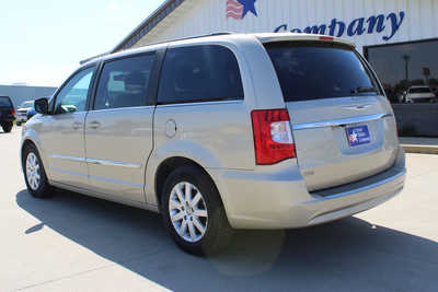 2013 Chrysler Town & Country, $5995. Photo 7