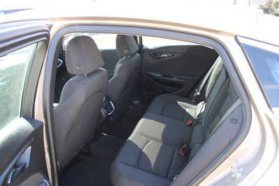 2023 Chevrolet Malibu, $19995. Photo 10