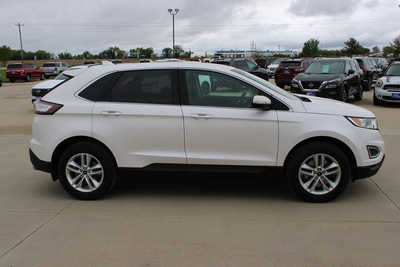 2017 Ford Edge, $11995. Photo 4