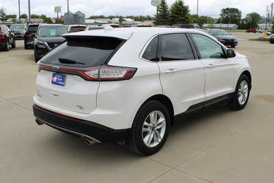 2017 Ford Edge, $11995. Photo 5