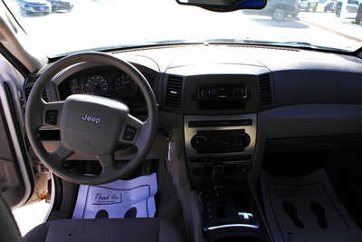 2005 Jeep Grand Cherokee, $2995. Photo 11