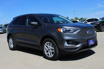 2024 Ford Edge, $25995. Photo 3