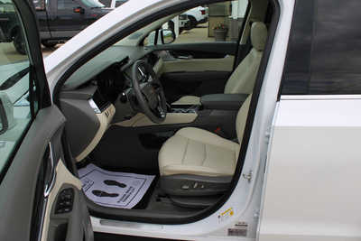 2023 Cadillac XT6, $39995. Photo 9
