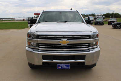 2016 Chevrolet 2500 Crew Cab, $29995. Photo 2