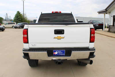 2016 Chevrolet 2500 Crew Cab, $29995. Photo 6