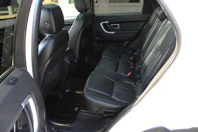 2016 Land Rover Discovery, $14995. Photo 11